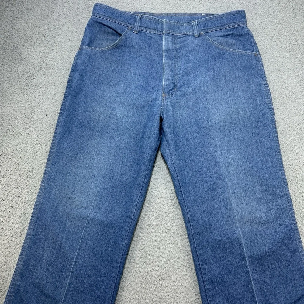 Vintage Wrangler Jeans Men's 34x26.5 Blue Light Denim Flared Pleated Work Casual